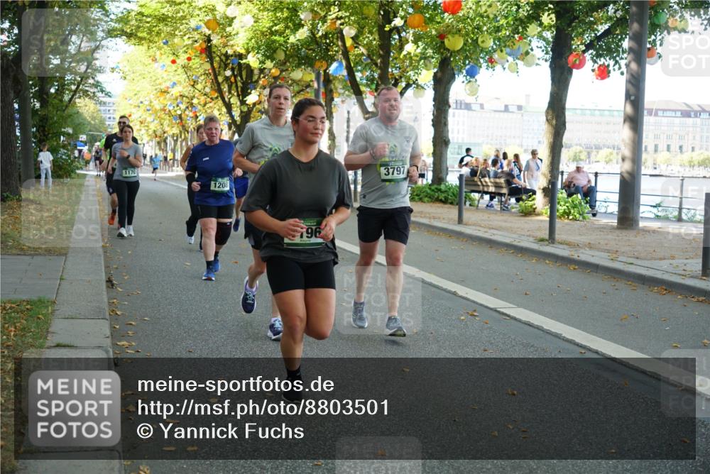 07.09.2025 - BARMER Alsterlauf Yannick Fuchs http://msf.ph/oto/8803501 07.09.2025 11:51:43 Laufen 1170, 1208, 196, 3797 meine-sportfotos.de