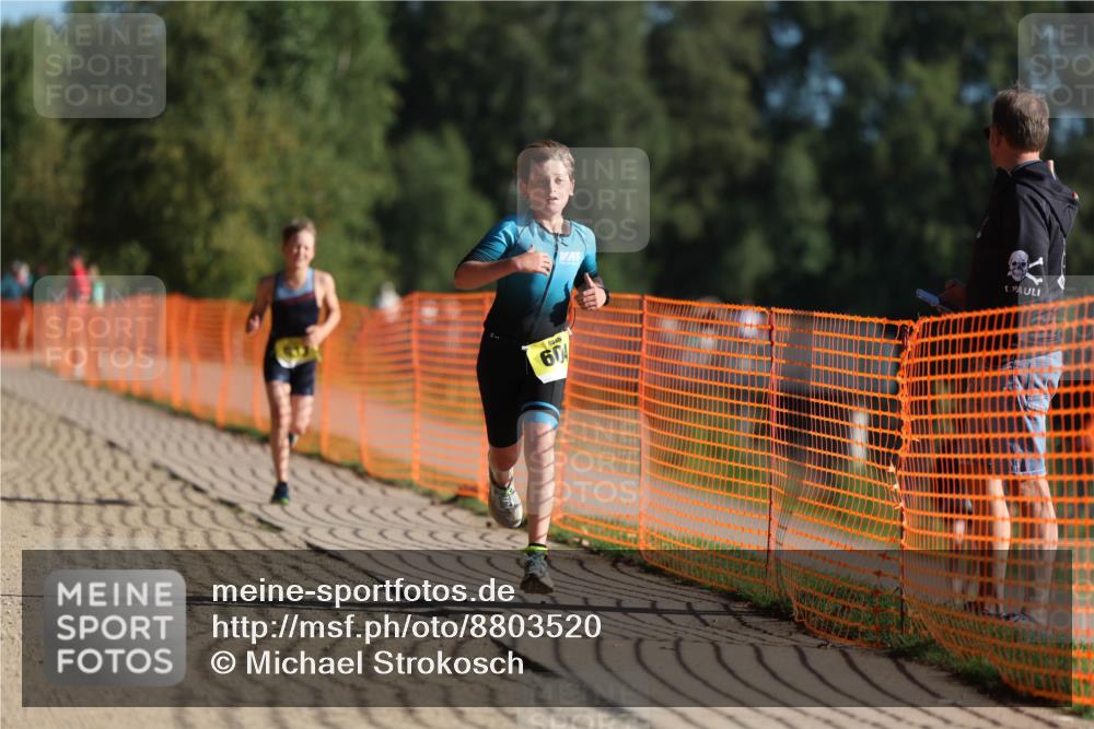 07.09.2025 - 19. Norderstedt Triathlon Michael Strokosch http://msf.ph/oto/8803520 07.09.2025 09:42:46 Laufen 604, 633 meine-sportfotos.de