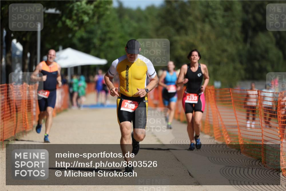 07.09.2025 - 19. Norderstedt Triathlon Michael Strokosch http://msf.ph/oto/8803526 07.09.2025 12:05:09 Laufen 795, 833, 1333 meine-sportfotos.de