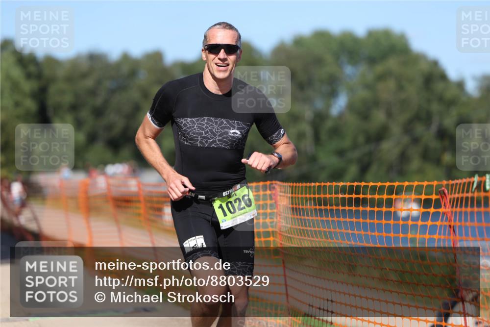 07.09.2025 - 19. Norderstedt Triathlon Michael Strokosch http://msf.ph/oto/8803529 07.09.2025 14:55:50 Laufen 863, 1009, 1026 meine-sportfotos.de