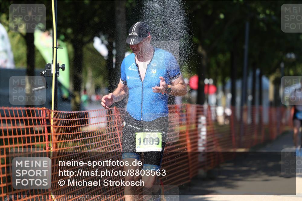 07.09.2025 - 19. Norderstedt Triathlon Michael Strokosch http://msf.ph/oto/8803563 07.09.2025 14:55:54 Laufen 863, 1009 meine-sportfotos.de