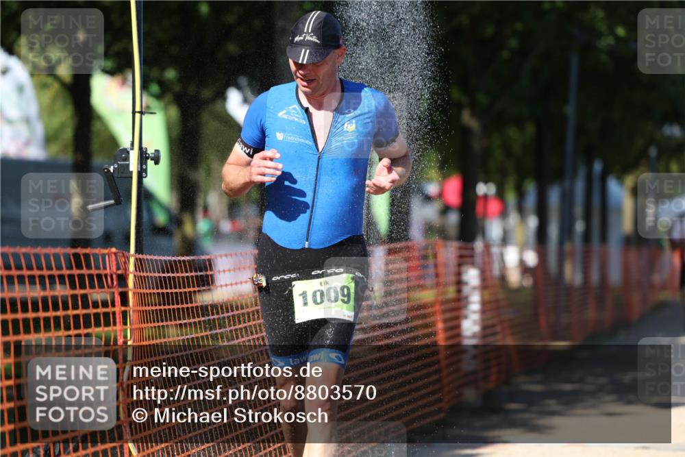07.09.2025 - 19. Norderstedt Triathlon Michael Strokosch http://msf.ph/oto/8803570 07.09.2025 14:55:54 Laufen 863, 1009 meine-sportfotos.de
