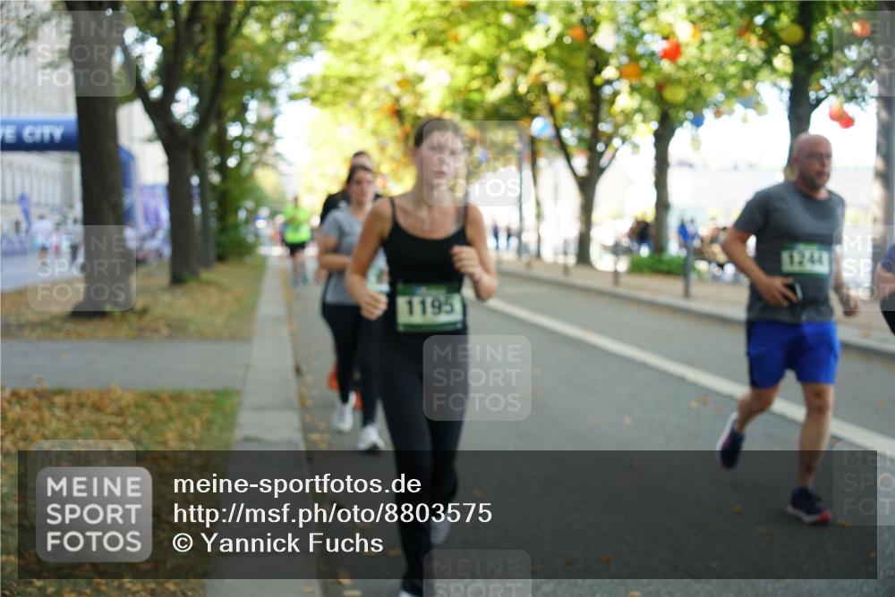 07.09.2025 - BARMER Alsterlauf Yannick Fuchs http://msf.ph/oto/8803575 07.09.2025 11:51:47 Laufen 1195, 1244 meine-sportfotos.de