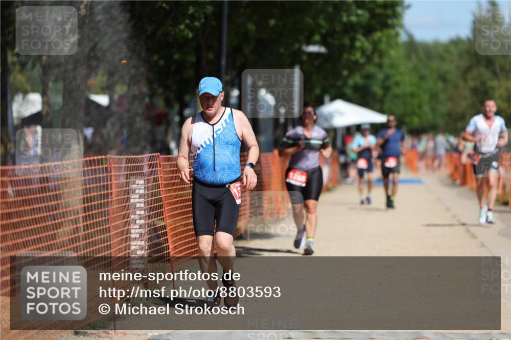 07.09.2025 - 19. Norderstedt Triathlon Michael Strokosch http://msf.ph/oto/8803593 07.09.2025 12:35:03 Laufen 838, 1286, 1371 meine-sportfotos.de