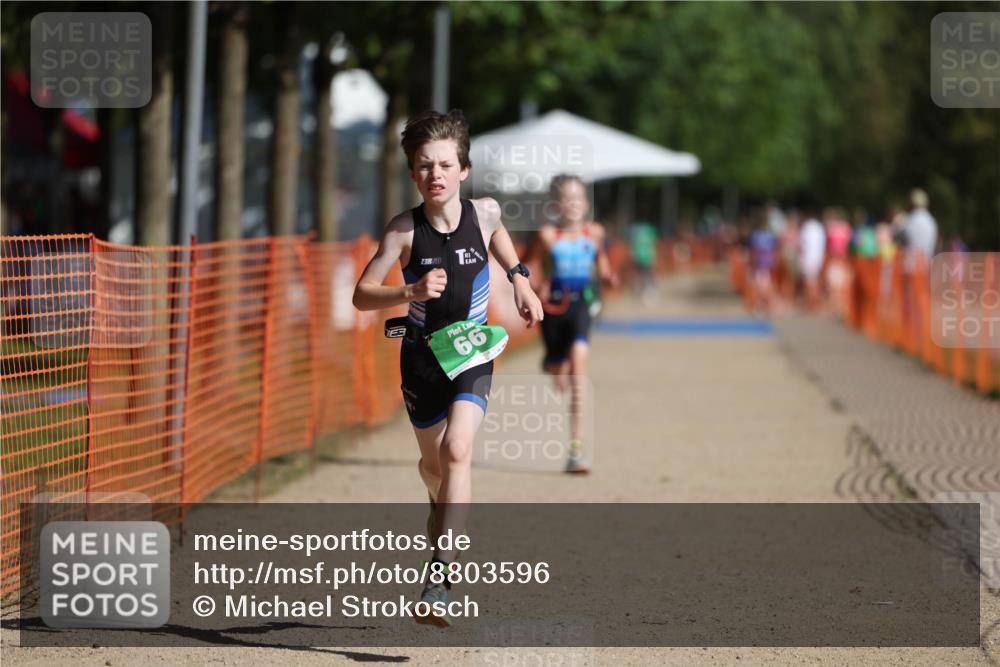 07.09.2025 - 19. Norderstedt Triathlon Michael Strokosch http://msf.ph/oto/8803596 07.09.2025 11:02:42 Laufen 56, 66 meine-sportfotos.de