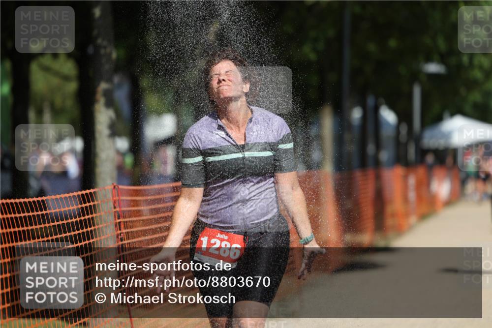 07.09.2025 - 19. Norderstedt Triathlon Michael Strokosch http://msf.ph/oto/8803670 07.09.2025 12:35:08 Laufen 251, 838, 1286, 1371 meine-sportfotos.de