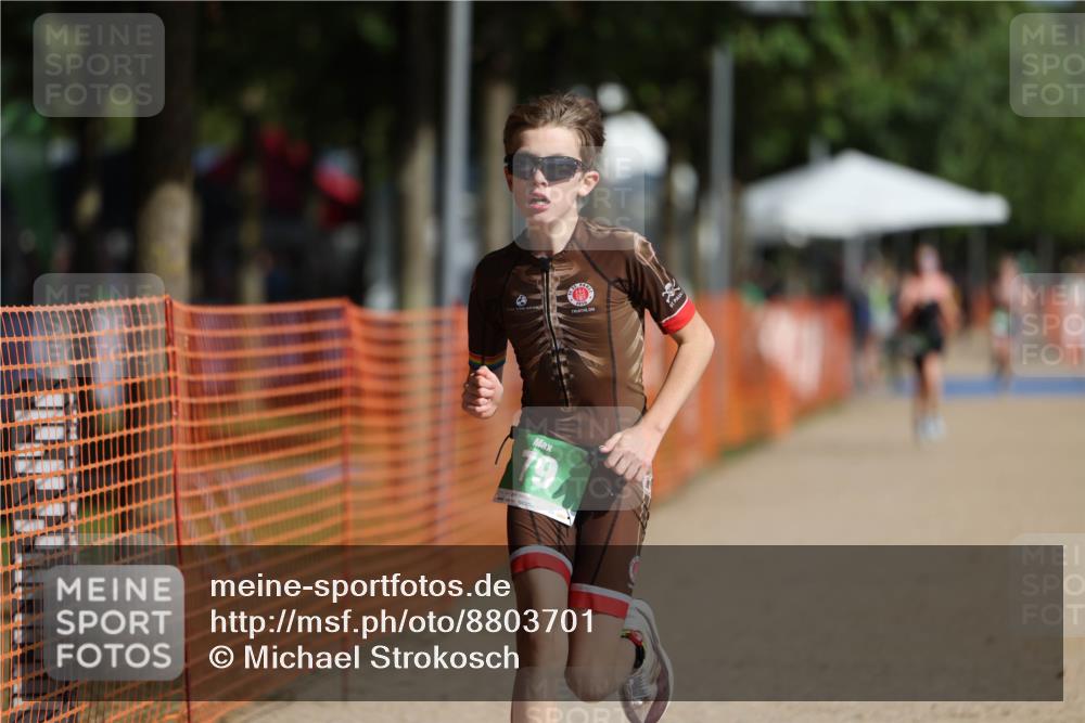 07.09.2025 - 19. Norderstedt Triathlon Michael Strokosch http://msf.ph/oto/8803701 07.09.2025 11:03:21 Laufen 79 meine-sportfotos.de