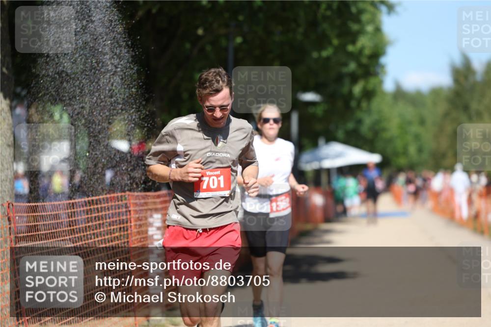 07.09.2025 - 19. Norderstedt Triathlon Michael Strokosch http://msf.ph/oto/8803705 07.09.2025 13:13:11 Laufen 701, 1362 meine-sportfotos.de
