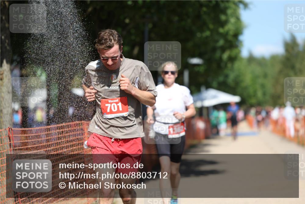 07.09.2025 - 19. Norderstedt Triathlon Michael Strokosch http://msf.ph/oto/8803712 07.09.2025 13:13:11 Laufen 701, 1362 meine-sportfotos.de