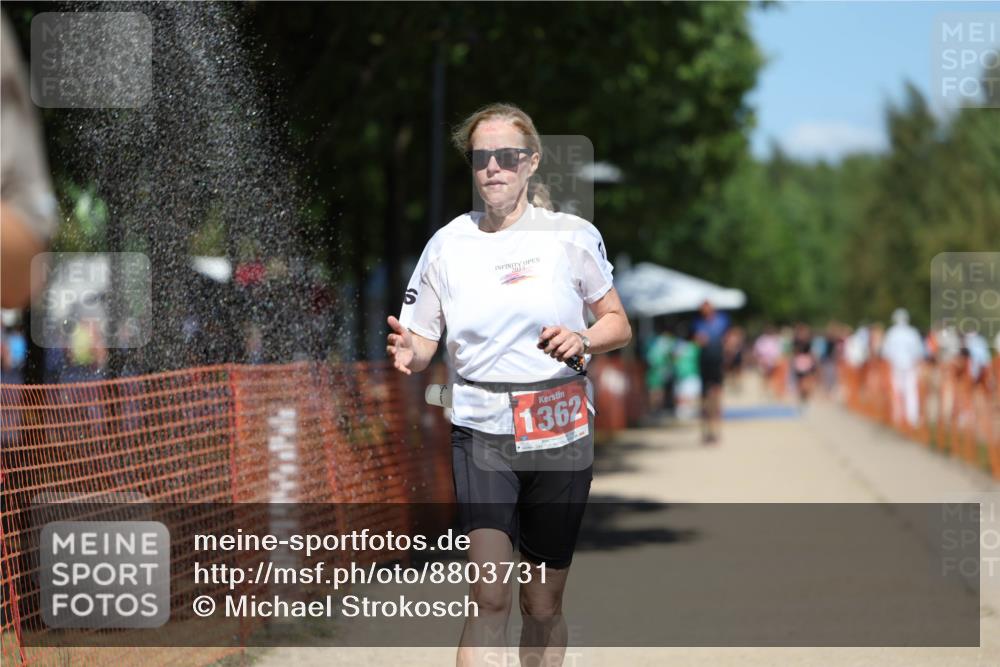 07.09.2025 - 19. Norderstedt Triathlon Michael Strokosch http://msf.ph/oto/8803731 07.09.2025 13:13:13 Laufen 701, 1362 meine-sportfotos.de
