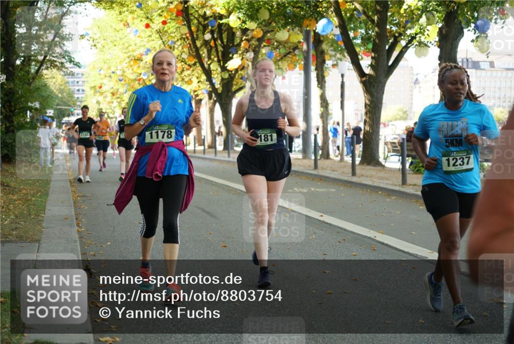 07.09.2025 - BARMER Alsterlauf Yannick Fuchs http://msf.ph/oto/8803754 07.09.2025 11:52:02 Laufen 1184, 1178, 181, 5, 1237 meine-sportfotos.de