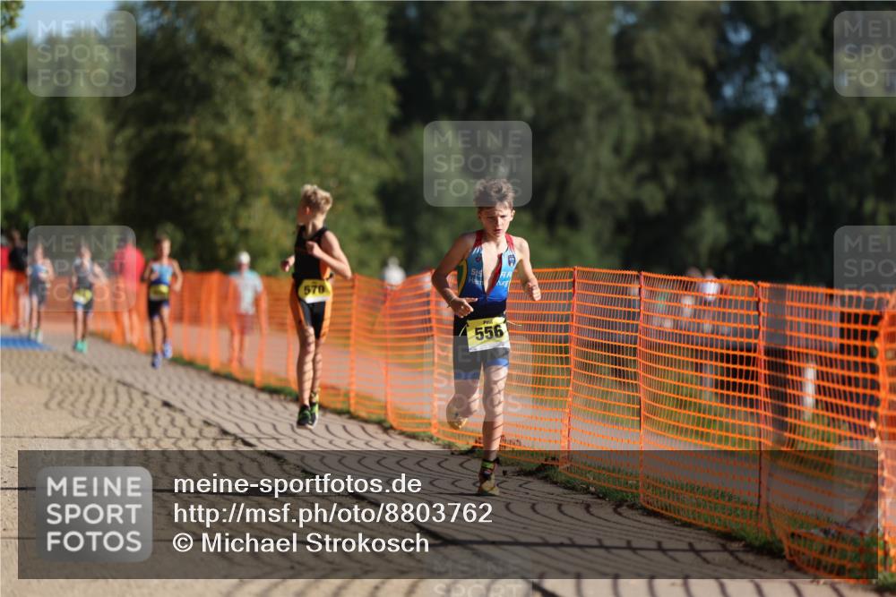 07.09.2025 - 19. Norderstedt Triathlon Michael Strokosch http://msf.ph/oto/8803762 07.09.2025 09:43:18 Laufen 556, 570 meine-sportfotos.de
