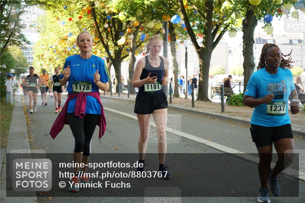 07.09.2025 - BARMER Alsterlauf Yannick Fuchs http://msf.ph/oto/8803767 07.09.2025 11:52:02 Laufen 1184, 1182, 1178, 1181, 5, 1237 meine-sportfotos.de
