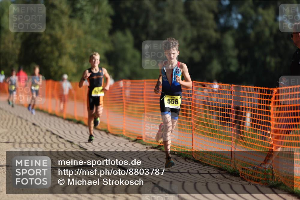 07.09.2025 - 19. Norderstedt Triathlon Michael Strokosch http://msf.ph/oto/8803787 07.09.2025 09:43:19 Laufen 556, 570 meine-sportfotos.de