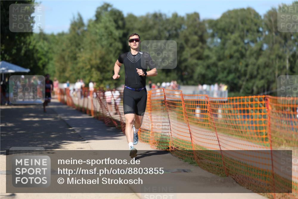 07.09.2025 - 19. Norderstedt Triathlon Michael Strokosch http://msf.ph/oto/8803855 07.09.2025 14:56:25 Laufen 877 meine-sportfotos.de