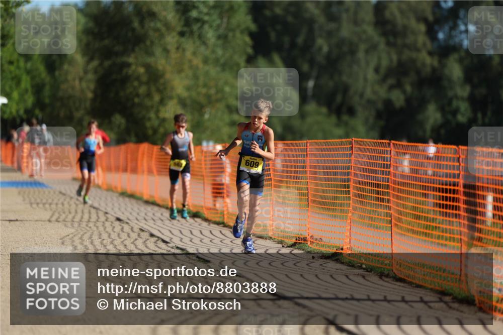 07.09.2025 - 19. Norderstedt Triathlon Michael Strokosch http://msf.ph/oto/8803888 07.09.2025 09:43:25 Laufen 556, 570, 609 meine-sportfotos.de