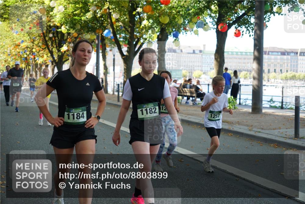 07.09.2025 - BARMER Alsterlauf Yannick Fuchs http://msf.ph/oto/8803899 07.09.2025 11:52:13 Laufen 6, 1184, 36, 1182, 1257 meine-sportfotos.de