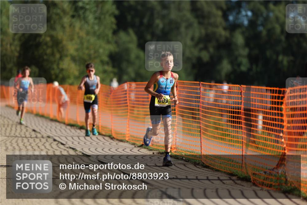 07.09.2025 - 19. Norderstedt Triathlon Michael Strokosch http://msf.ph/oto/8803923 07.09.2025 09:43:27 Laufen 562, 570, 609 meine-sportfotos.de