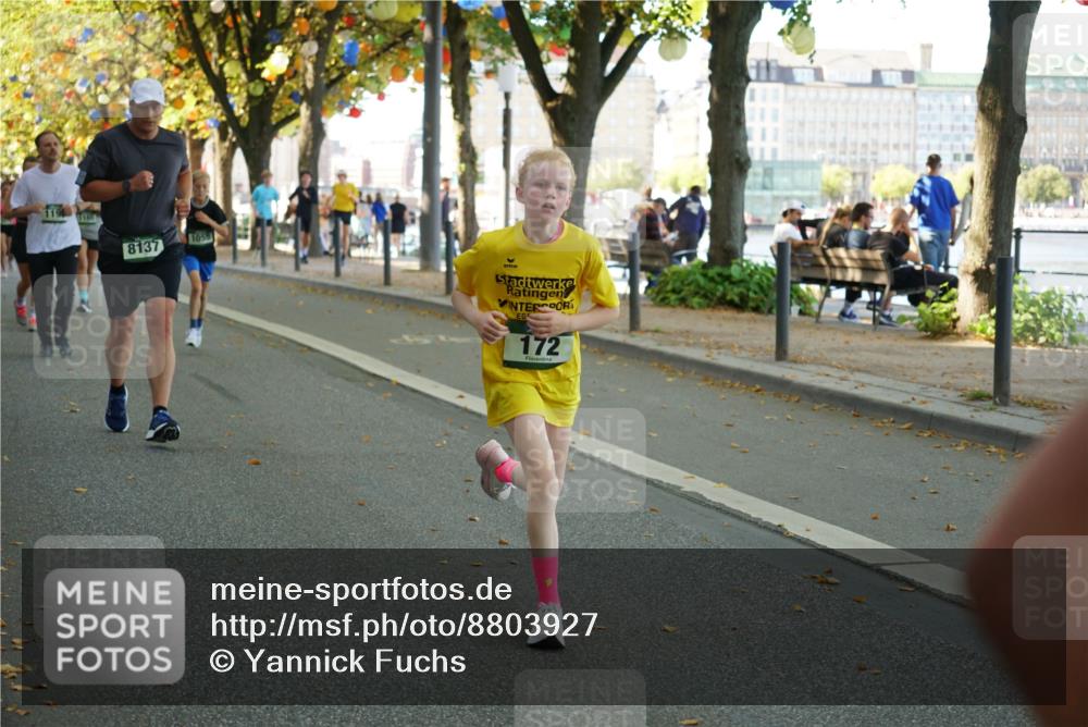 07.09.2025 - BARMER Alsterlauf Yannick Fuchs http://msf.ph/oto/8803927 07.09.2025 11:52:15 Laufen 8137, 1055, 172 meine-sportfotos.de