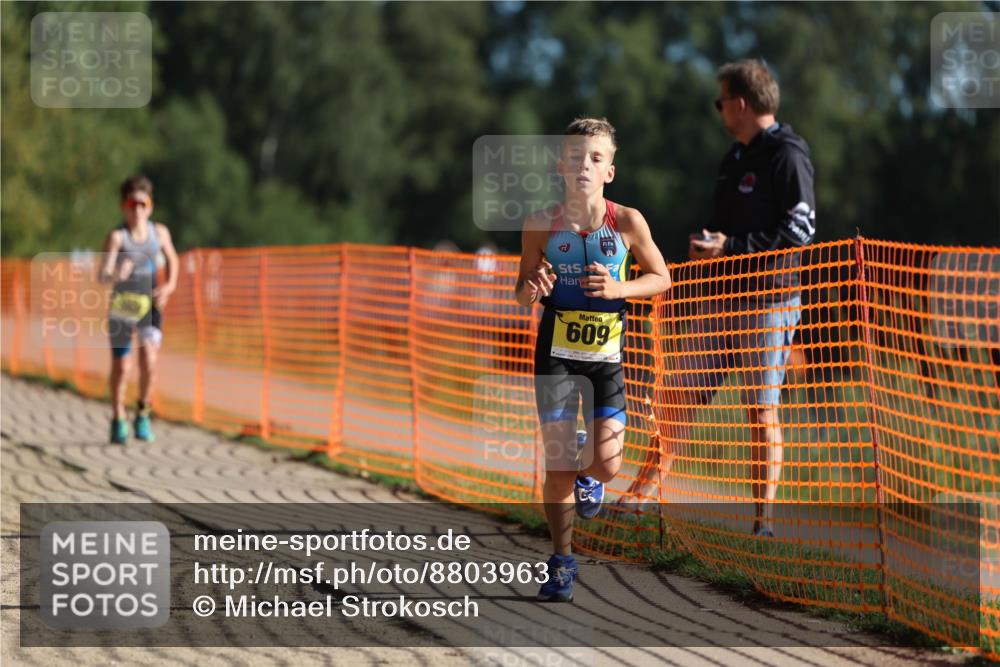 07.09.2025 - 19. Norderstedt Triathlon Michael Strokosch http://msf.ph/oto/8803963 07.09.2025 09:43:29 Laufen 562, 609 meine-sportfotos.de
