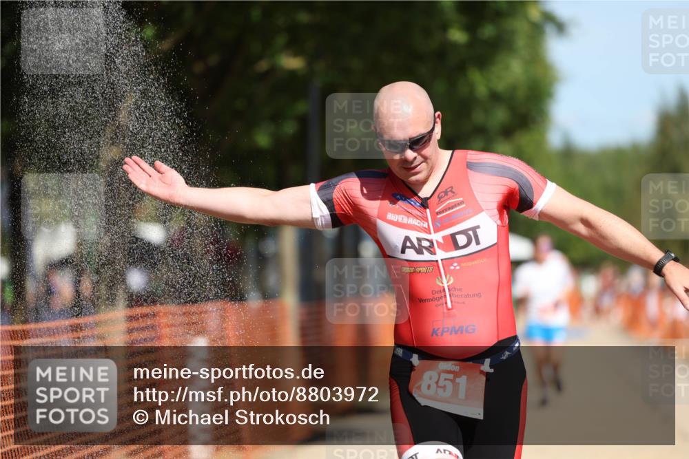 07.09.2025 - 19. Norderstedt Triathlon Michael Strokosch http://msf.ph/oto/8803972 07.09.2025 12:35:36 Laufen 140, 151, 697, 851, 1220 meine-sportfotos.de