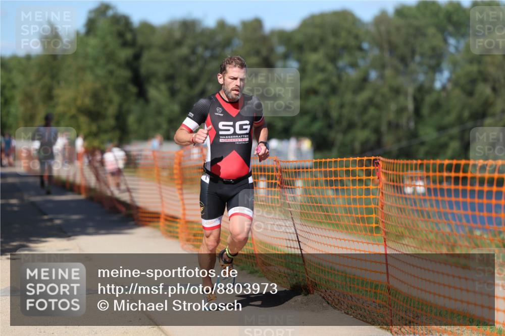 07.09.2025 - 19. Norderstedt Triathlon Michael Strokosch http://msf.ph/oto/8803973 07.09.2025 14:56:33 Laufen 982, 991, 1007 meine-sportfotos.de