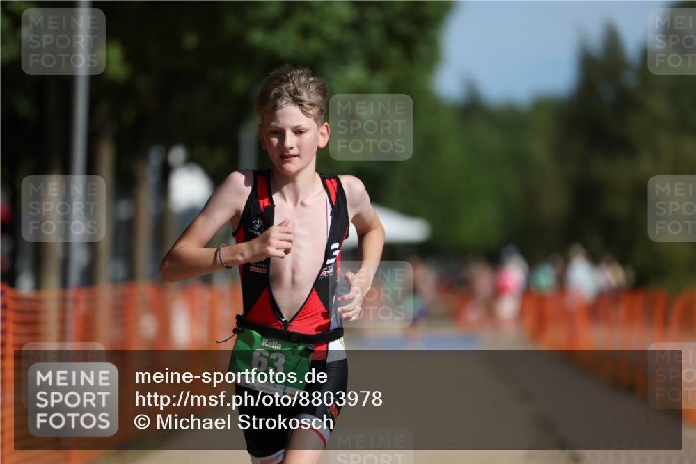 07.09.2025 - 19. Norderstedt Triathlon Michael Strokosch http://msf.ph/oto/8803978 07.09.2025 11:03:35 Laufen 63, 113 meine-sportfotos.de