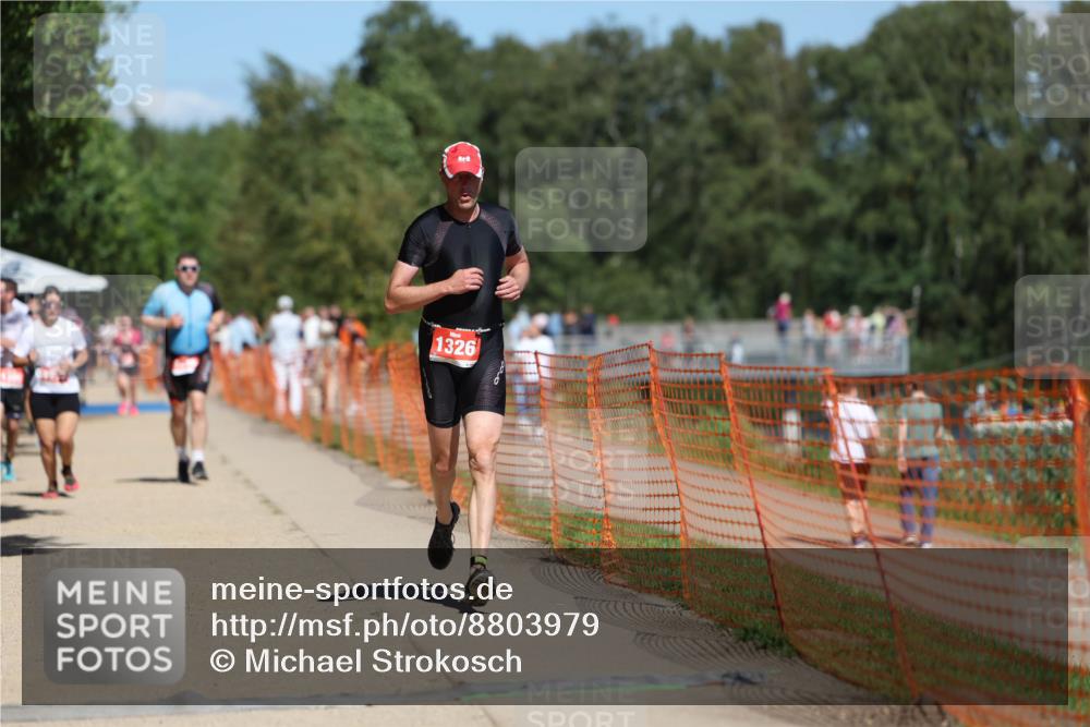 07.09.2025 - 19. Norderstedt Triathlon Michael Strokosch http://msf.ph/oto/8803979 07.09.2025 13:13:40 Laufen 139, 302, 780, 1235, 1277, 1326, 1398 meine-sportfotos.de