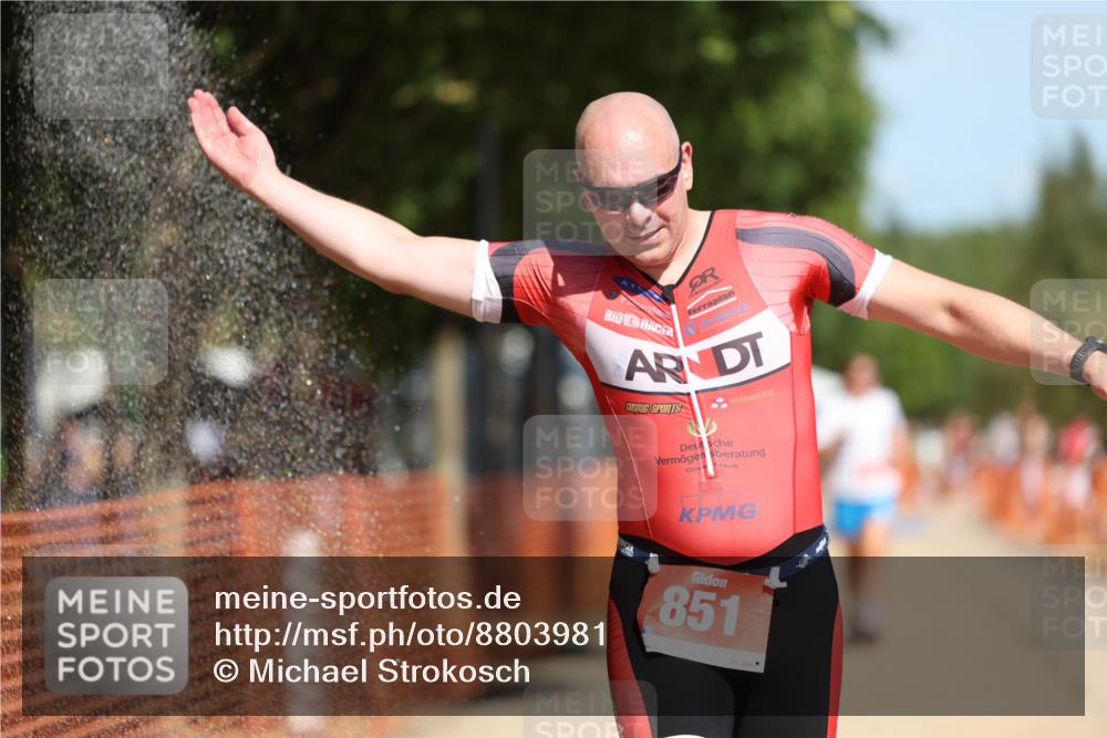 07.09.2025 - 19. Norderstedt Triathlon Michael Strokosch http://msf.ph/oto/8803981 07.09.2025 12:35:36 Laufen 140, 151, 697, 851, 1220 meine-sportfotos.de