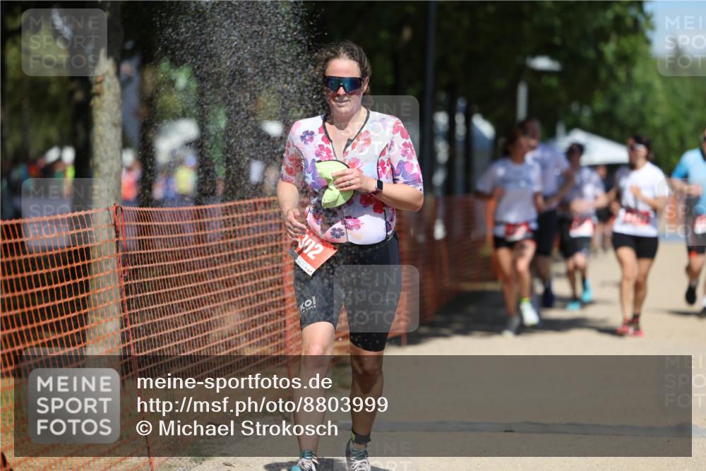 07.09.2025 - 19. Norderstedt Triathlon Michael Strokosch http://msf.ph/oto/8803999 07.09.2025 13:13:43 Laufen 139, 302, 780, 827, 1235, 1277, 1293, 1326, 1398 meine-sportfotos.de