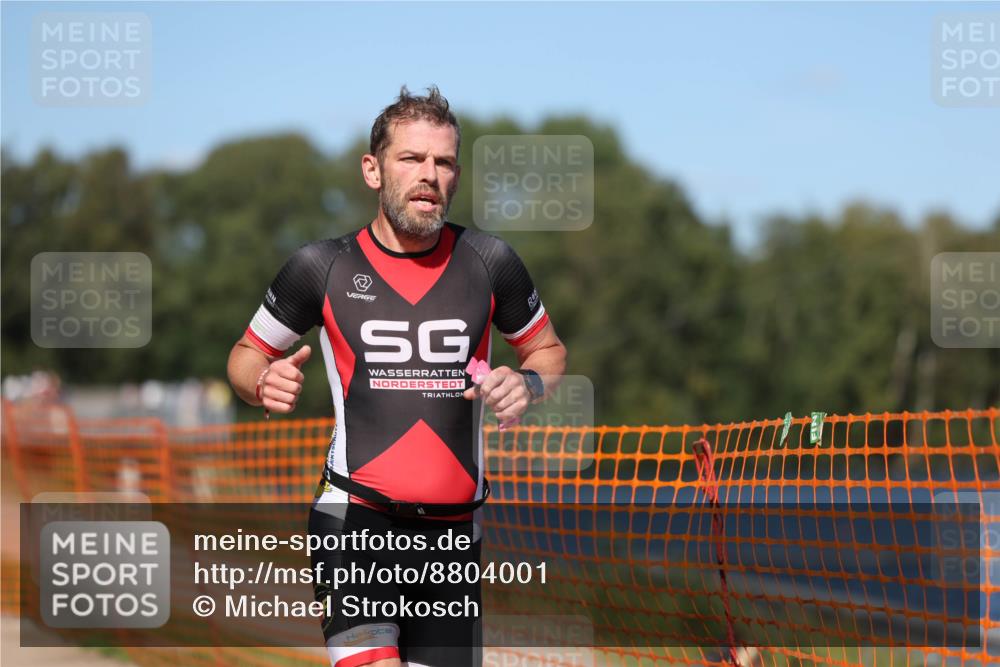 07.09.2025 - 19. Norderstedt Triathlon Michael Strokosch http://msf.ph/oto/8804001 07.09.2025 14:56:34 Laufen 982, 991, 1007 meine-sportfotos.de