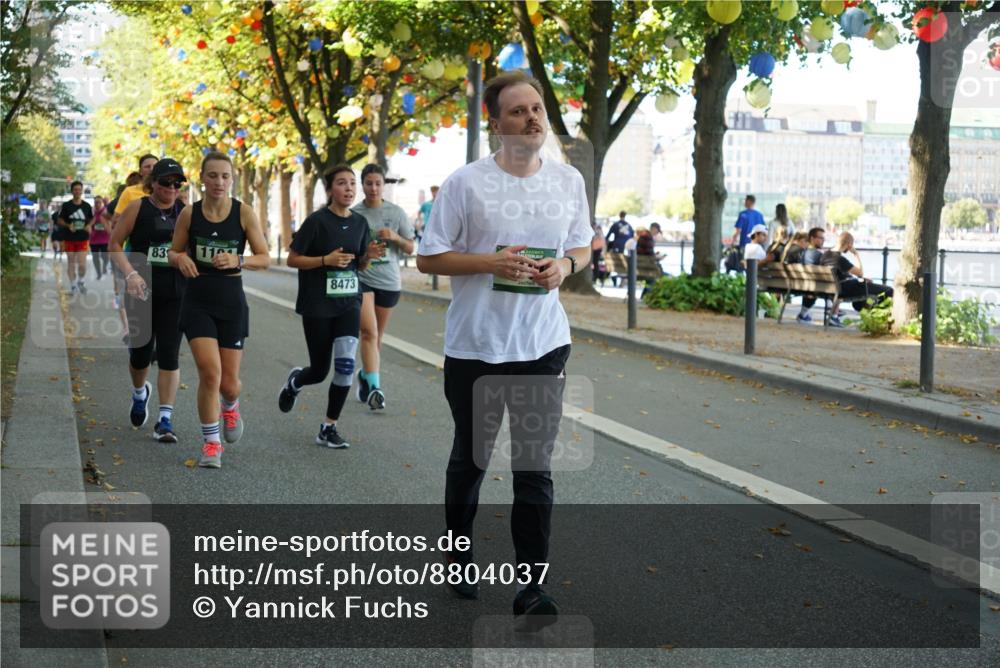 07.09.2025 - BARMER Alsterlauf Yannick Fuchs http://msf.ph/oto/8804037 07.09.2025 11:52:20 Laufen 83, 11, 8473 meine-sportfotos.de