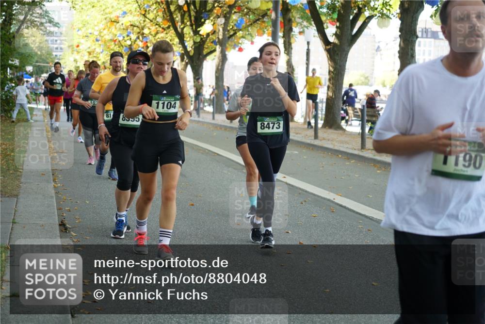 07.09.2025 - BARMER Alsterlauf Yannick Fuchs http://msf.ph/oto/8804048 07.09.2025 11:52:21 Laufen 81, 8395, 1104, 8473, 1190 meine-sportfotos.de