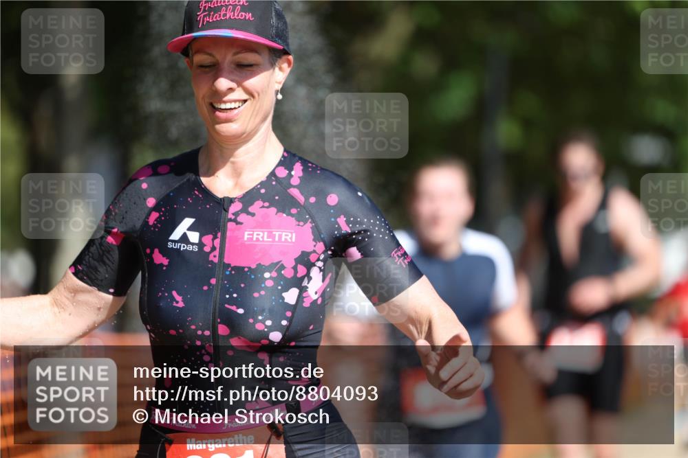 07.09.2025 - 19. Norderstedt Triathlon Michael Strokosch http://msf.ph/oto/8804093 07.09.2025 12:05:50 Laufen 201, 237, 815, 862, 1225, 1377 meine-sportfotos.de