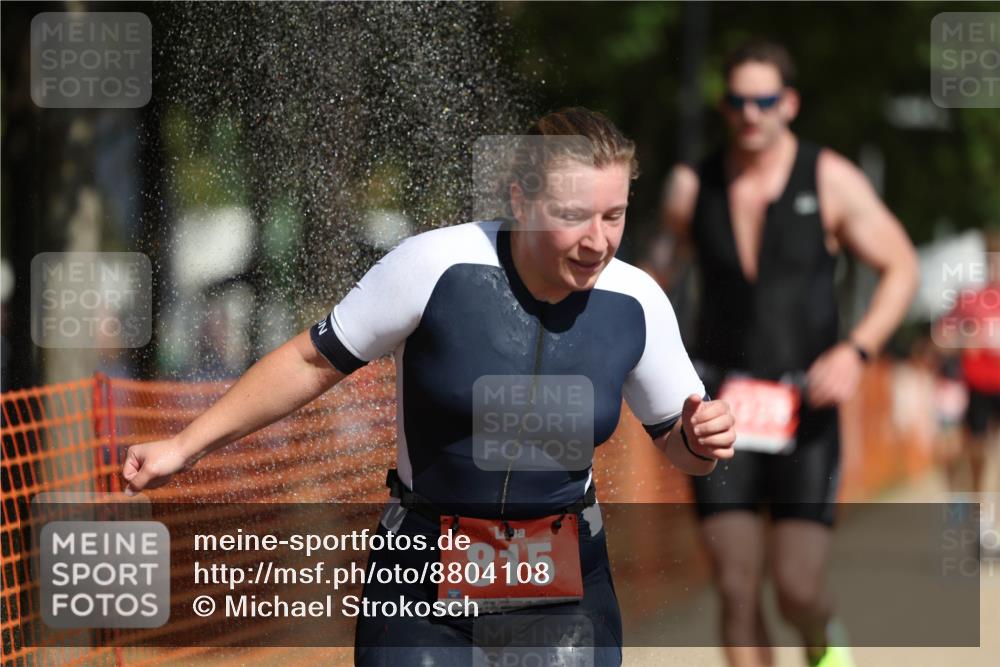 07.09.2025 - 19. Norderstedt Triathlon Michael Strokosch http://msf.ph/oto/8804108 07.09.2025 12:05:51 Laufen 201, 237, 815, 862, 1225, 1372, 1377 meine-sportfotos.de