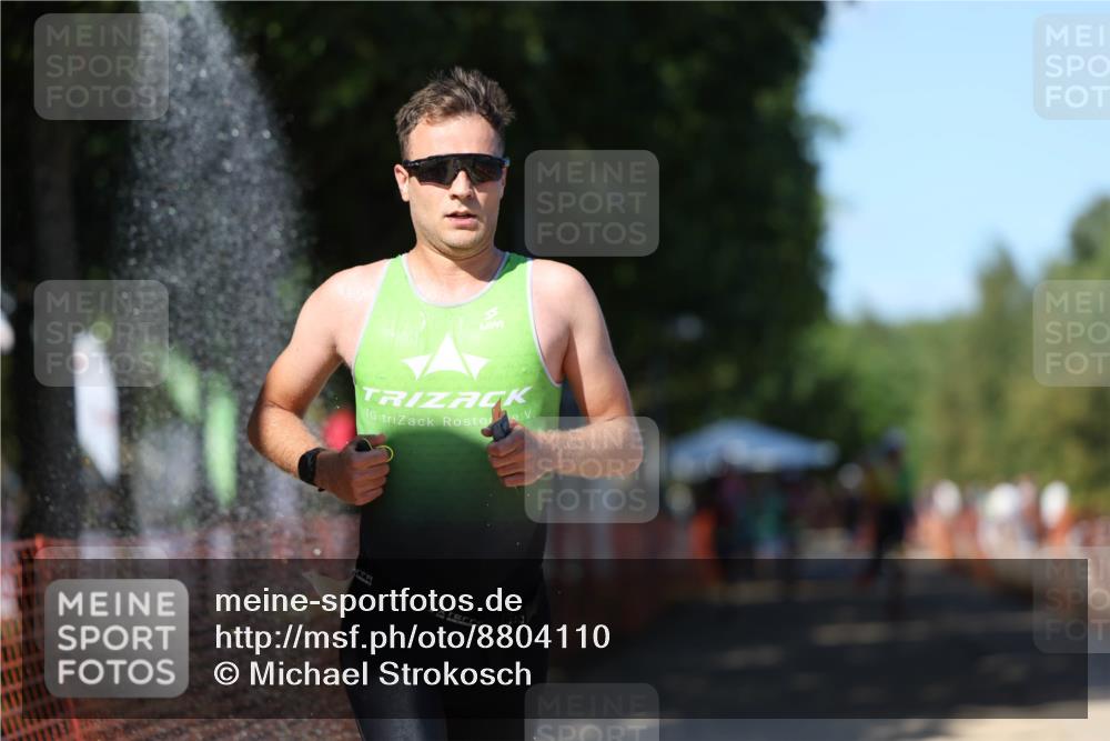 07.09.2025 - 19. Norderstedt Triathlon Michael Strokosch http://msf.ph/oto/8804110 07.09.2025 14:56:43 Laufen 962, 991, 1007, 1031 meine-sportfotos.de