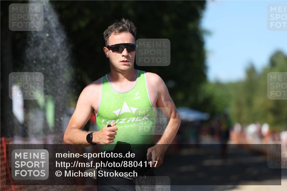 07.09.2025 - 19. Norderstedt Triathlon Michael Strokosch http://msf.ph/oto/8804117 07.09.2025 14:56:43 Laufen 962, 991, 1007, 1031 meine-sportfotos.de
