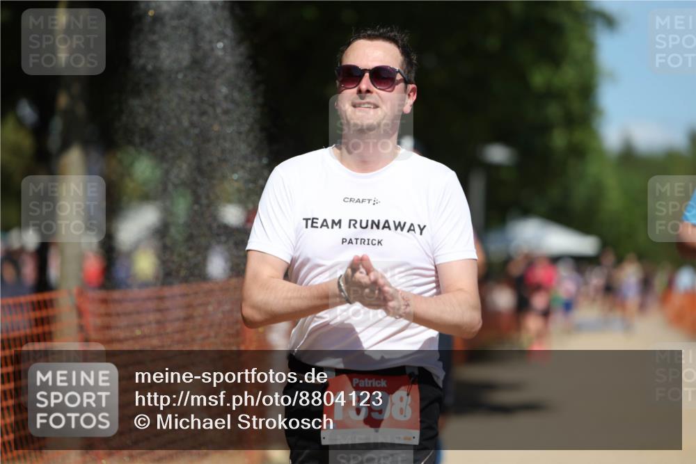 07.09.2025 - 19. Norderstedt Triathlon Michael Strokosch http://msf.ph/oto/8804123 07.09.2025 13:13:49 Laufen 139, 780, 827, 1235, 1277, 1293, 1398 meine-sportfotos.de