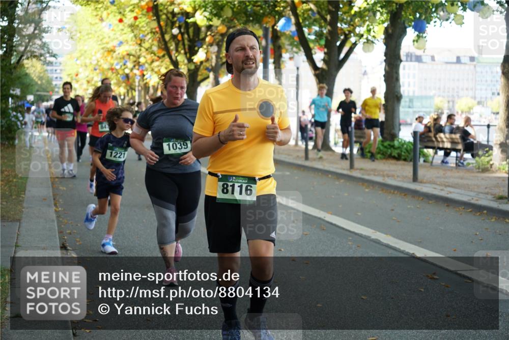 07.09.2025 - BARMER Alsterlauf Yannick Fuchs http://msf.ph/oto/8804134 07.09.2025 11:52:25 Laufen 847, 1221, 1039, 36, 8116 meine-sportfotos.de
