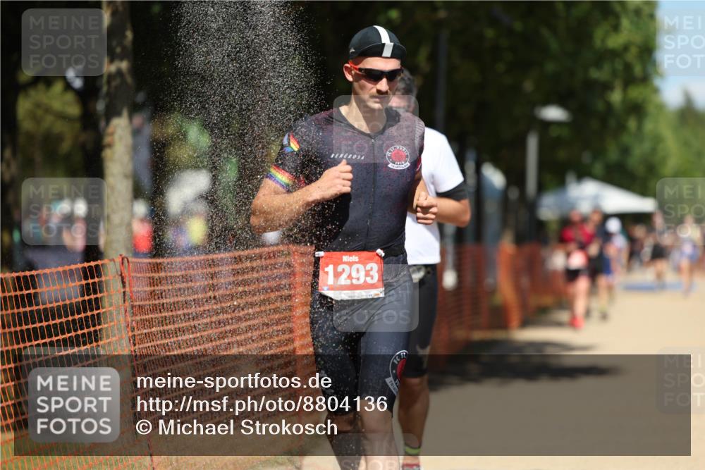 07.09.2025 - 19. Norderstedt Triathlon Michael Strokosch http://msf.ph/oto/8804136 07.09.2025 13:13:50 Laufen 139, 780, 827, 1235, 1277, 1293, 1398 meine-sportfotos.de