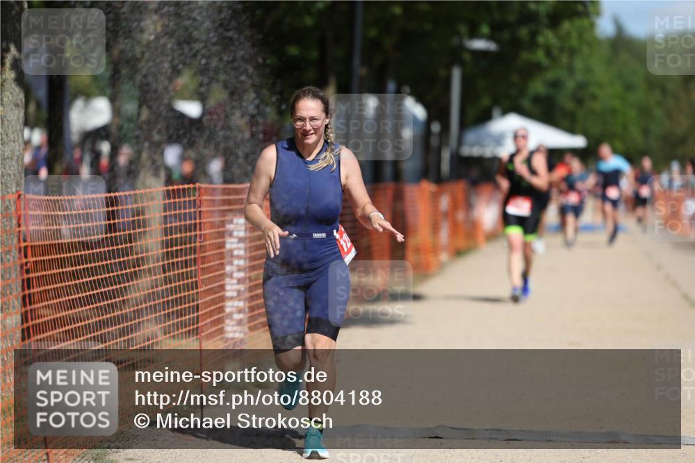 07.09.2025 - 19. Norderstedt Triathlon Michael Strokosch http://msf.ph/oto/8804188 07.09.2025 12:35:59 Laufen 1242, 1258 meine-sportfotos.de