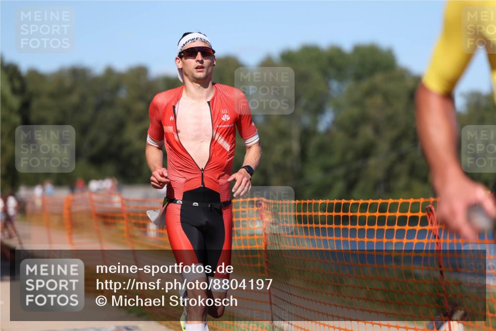 07.09.2025 - 19. Norderstedt Triathlon Michael Strokosch http://msf.ph/oto/8804197 07.09.2025 14:56:53 Laufen 959, 962, 971, 975, 1031 meine-sportfotos.de