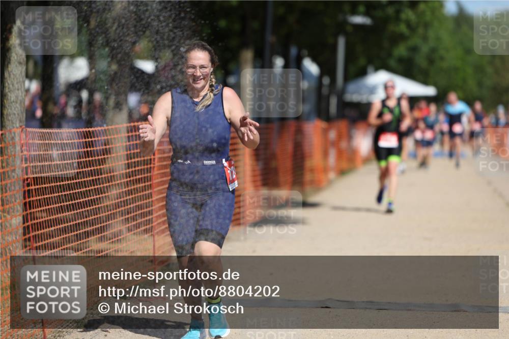 07.09.2025 - 19. Norderstedt Triathlon Michael Strokosch http://msf.ph/oto/8804202 07.09.2025 12:35:59 Laufen 1242, 1258 meine-sportfotos.de