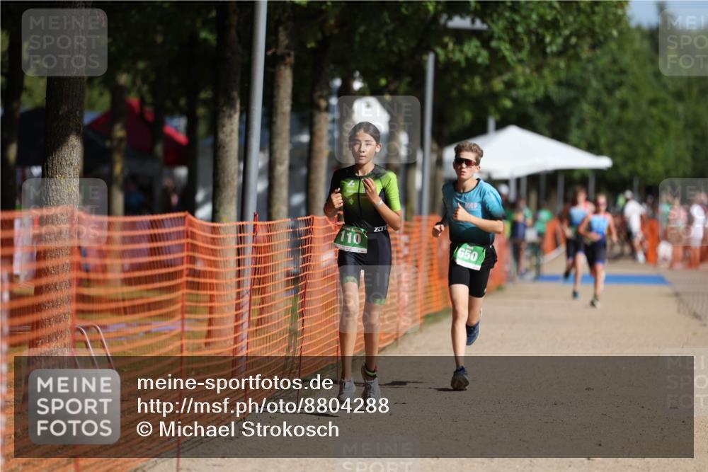 07.09.2025 - 19. Norderstedt Triathlon Michael Strokosch http://msf.ph/oto/8804288 07.09.2025 11:04:31 Laufen 110, 650 meine-sportfotos.de