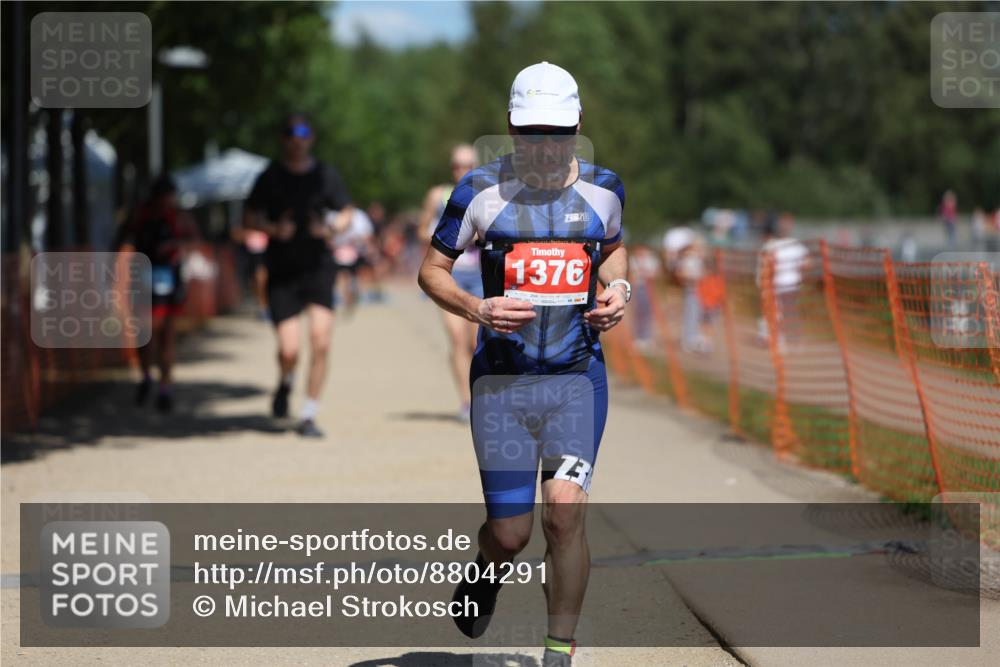 07.09.2025 - 19. Norderstedt Triathlon Michael Strokosch http://msf.ph/oto/8804291 07.09.2025 13:14:05 Laufen 177, 351, 1376, 1477 meine-sportfotos.de