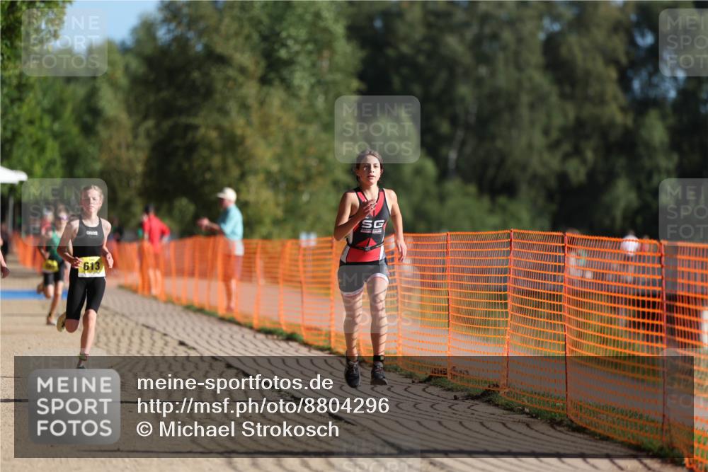 07.09.2025 - 19. Norderstedt Triathlon Michael Strokosch http://msf.ph/oto/8804296 07.09.2025 09:43:57 Laufen 563, 586, 613 meine-sportfotos.de
