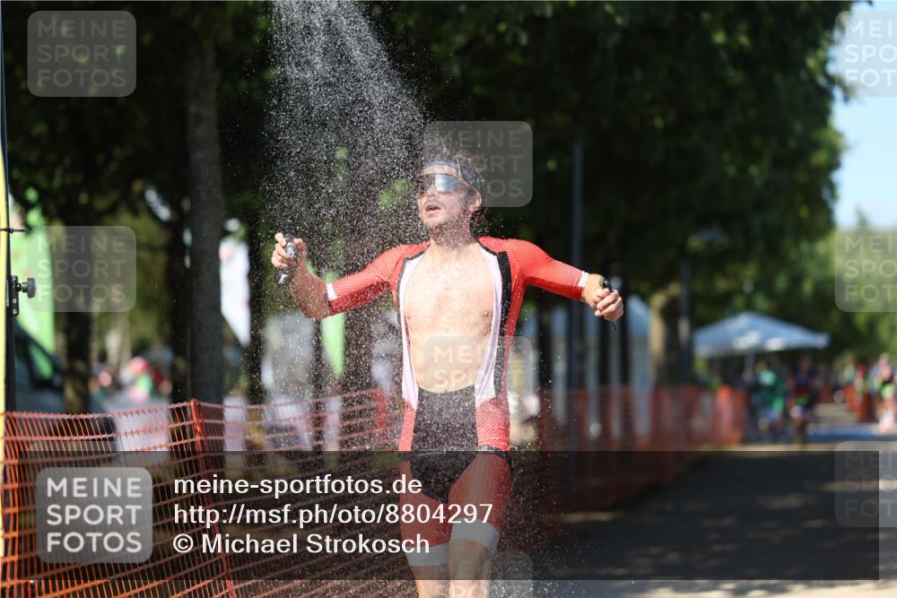 07.09.2025 - 19. Norderstedt Triathlon Michael Strokosch http://msf.ph/oto/8804297 07.09.2025 14:57:12 Laufen 974 meine-sportfotos.de