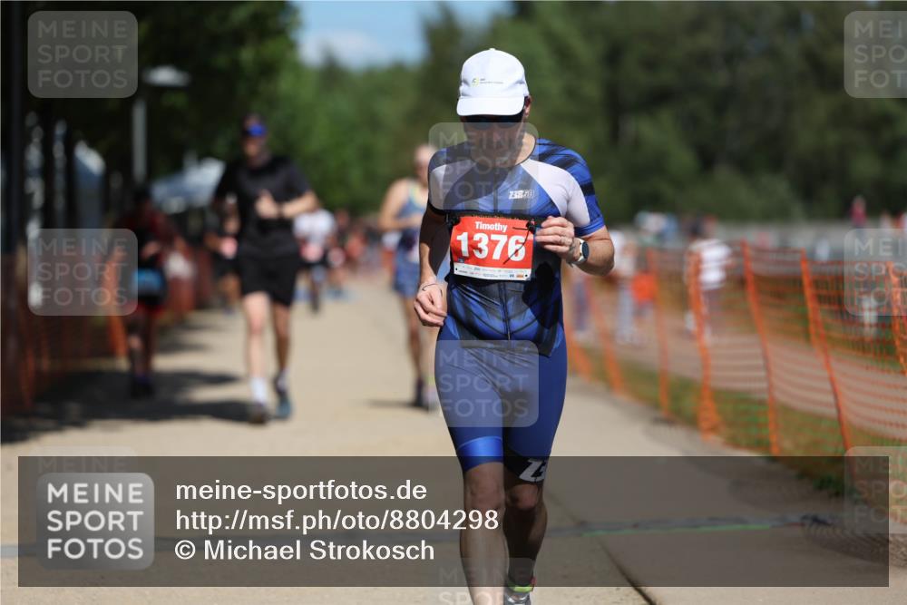 07.09.2025 - 19. Norderstedt Triathlon Michael Strokosch http://msf.ph/oto/8804298 07.09.2025 13:14:05 Laufen 177, 351, 1376, 1477 meine-sportfotos.de