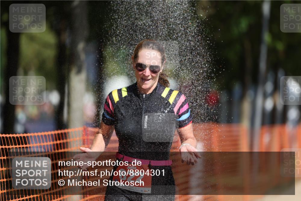 07.09.2025 - 19. Norderstedt Triathlon Michael Strokosch http://msf.ph/oto/8804301 07.09.2025 12:06:05 Laufen 822 meine-sportfotos.de