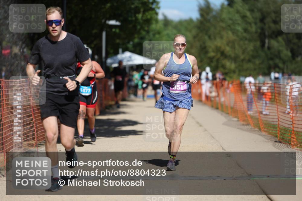 07.09.2025 - 19. Norderstedt Triathlon Michael Strokosch http://msf.ph/oto/8804323 07.09.2025 13:14:08 Laufen 177, 351, 1376, 1477 meine-sportfotos.de